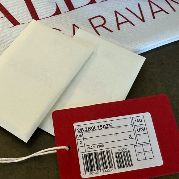 Valentino One Stud Flap Shoulder Bag in Rose Quartz- Giftable! - Picture 6 of 7